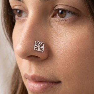 Oxidised nose pin design