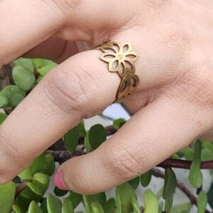 Flower ring Antique Finish