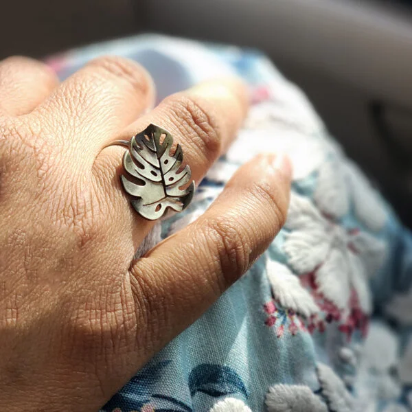 Contemporary Silver Ring design