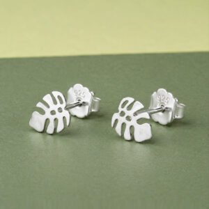 Leaf Design Silver Earrings