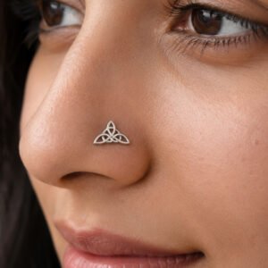 nose small pin in silver