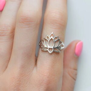 simple silver ring
