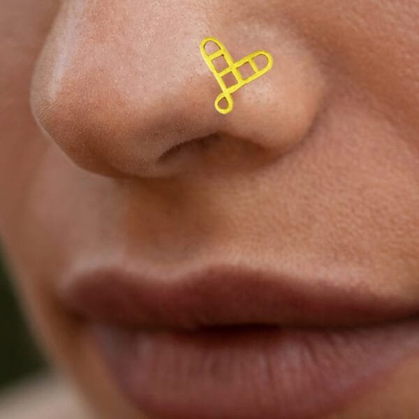 Simple Silver Nose Pin