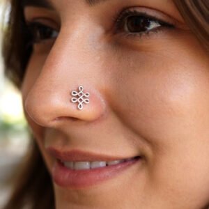 ring type nose pin