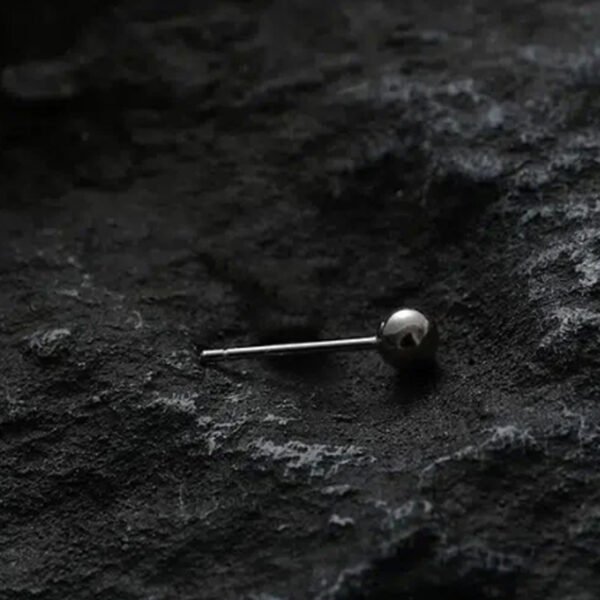 ear studs male in silver