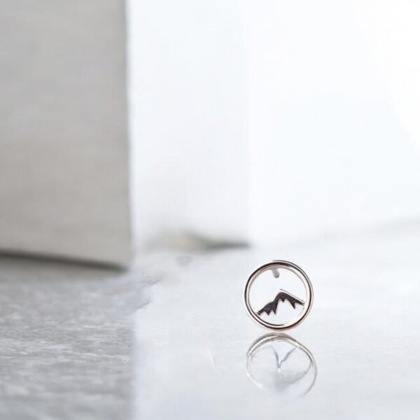 male silver earring Design