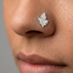 nose pin flower
