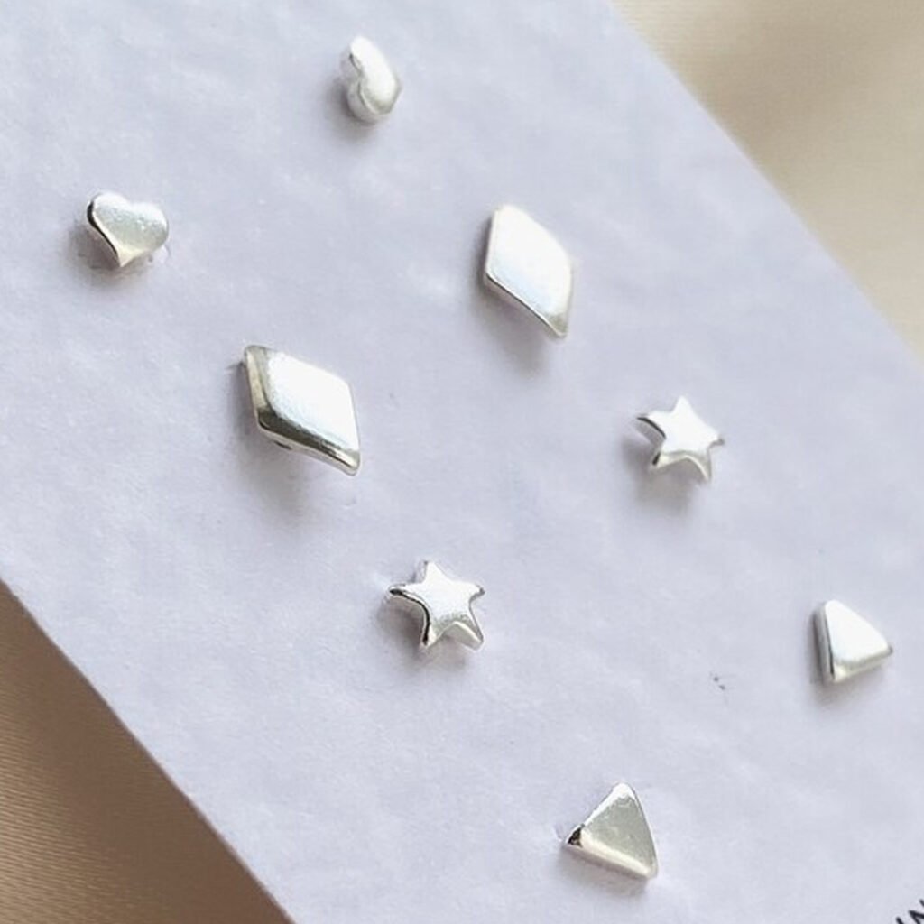 tiny silver heart earrings