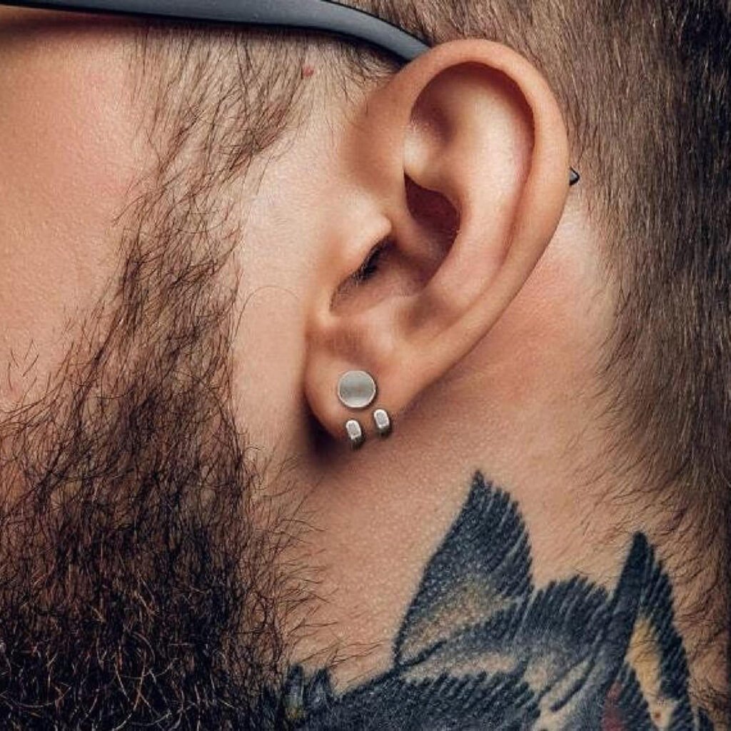men with ear studs